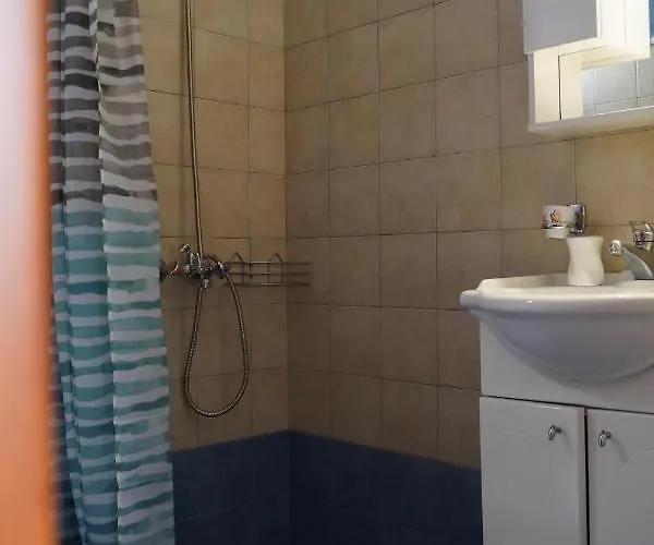 Serensea Bliss, Naousa,