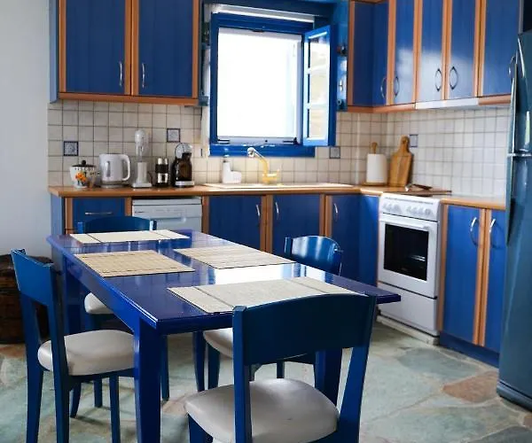 Serensea Bliss, Naousa, * Kitnos